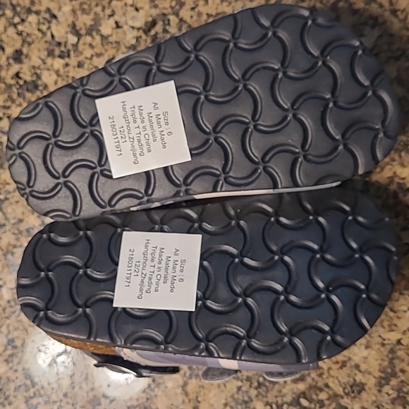 Gray camo sandals - Picture 4 of 5